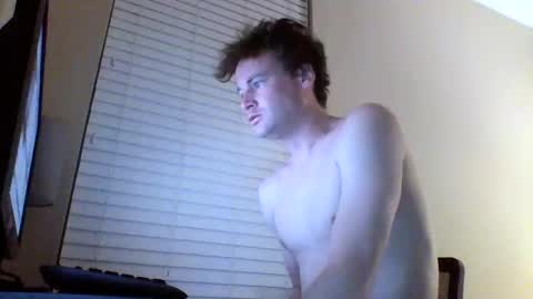 Snapshot of cooldude122222 chatting on February 28, 9:36 am cooldude122222 online show from February 28, 9:36 am