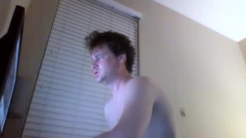 Snapshot of cooldude122222 chatting on March 10, 9:10 am cooldude122222 online show from March 10, 9:10 am