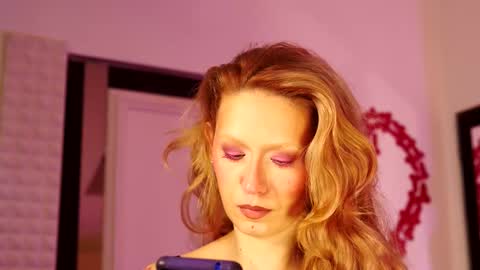 Ginger The Cringer online show from October 29, 8:27 am