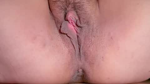 coosmo_lust online show from April 8, 8:20 pm