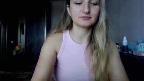 cora_fora online show from December 5, 10:57 am