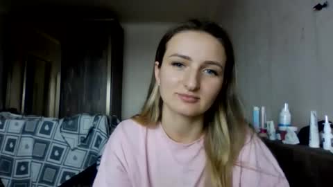 cora_fora online show from January 13, 11:26 am