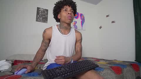 coraline_777 online show from January 7, 6:38 am