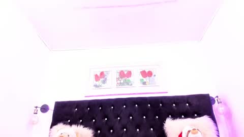 Snapshot of coralinejoness chatting on September 12, 1:55 pm Juana Michelle 3 online show from September 12, 1:55 pm