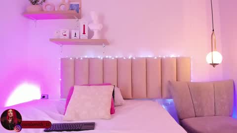 Coral Smith online show from February 28, 5:48 pm