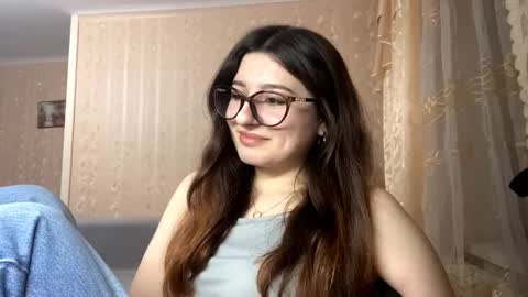 Elisheva online show from November 7, 1:44 pm