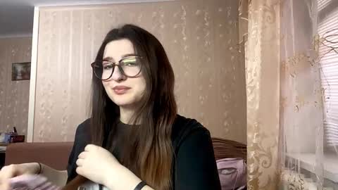 Elisheva online show from February 13, 1:07 pm
