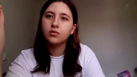 Snapshot of coriejacquez chatting on July 18, 8:29 am Aka online show from July 18, 8:29 am