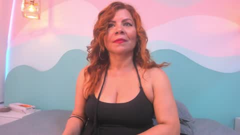 corina_taylor12 online show from May 29, 12:25 pm
