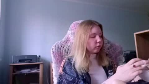 Elvi online show from May 29, 8:56 am