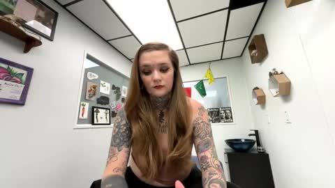 corpsechick online show from December 17, 5:58 pm