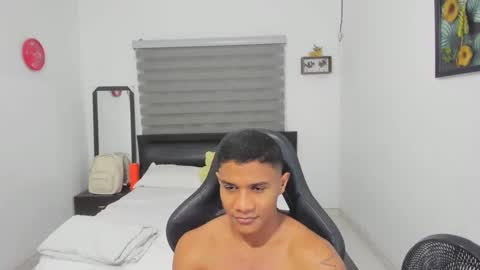 Ethan  online show from January 16, 11:09 pm