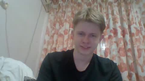 Andrew online show from April 14, 6:36 pm