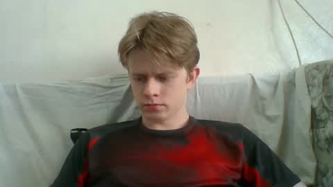 Snapshot of cosm2312 chatting on June 10, 1:32 pm Andrew online show from June 10, 1:32 pm