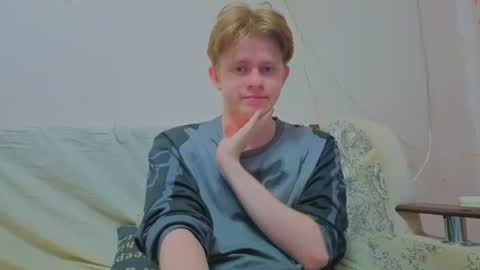 Snapshot of cosm2312 chatting on June 30, 5:58 pm Andrew online show from June 30, 5:58 pm