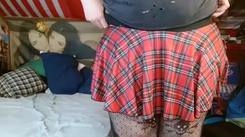 Snapshot of cosmicjones88 chatting on October 1, 7:03 am cosmicjones88 online show from October 1, 7:03 am