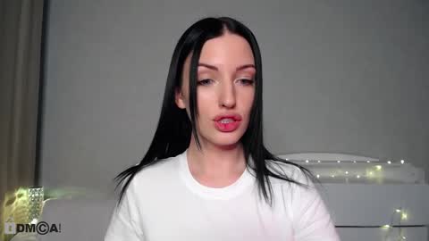 Snapshot of cosmo_bb chatting on January 13, 8:41 am Ana online show from January 13, 8:41 am