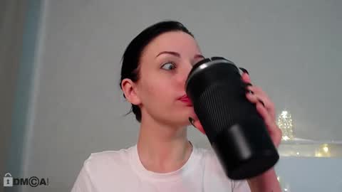 Snapshot of cosmo_bb chatting on January 19, 3:32 am Ana online show from January 19, 3:32 am