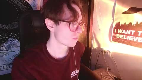 Barry online show from February 21, 6:31 pm