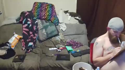 Snapshot of countryfuckers chatting on December 7, 10:12 am Alaskawildcouple online show from December 7, 10:12 am