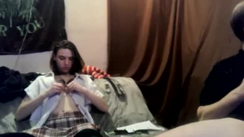 Snapshot of countryfuckers chatting on January 31, 3:11 pm Alaskawildcouple online show from January 31, 3:11 pm