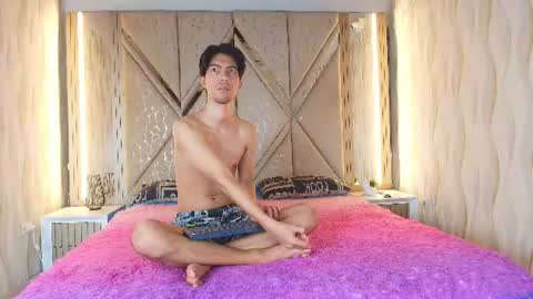 Ricardo  Isabella online show from June 30, 7:31 am