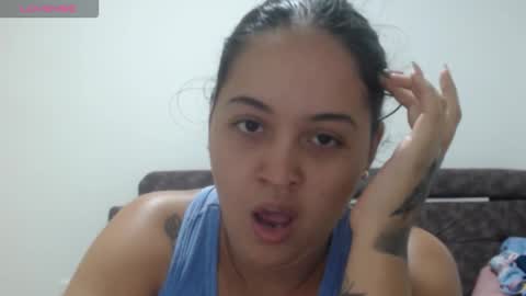  ALEJANDRO Y EMILY  online show from February 12, 10:54 am