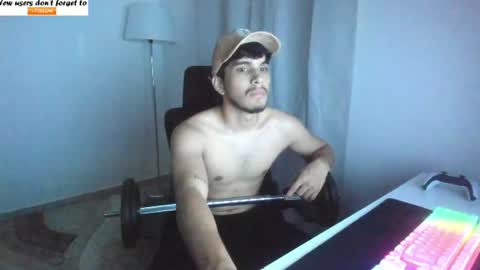 Snapshot of couple_sexxy7 chatting on July 7, 12:24 am MIA LIZ AND SAM online show from July 7, 12:24 am