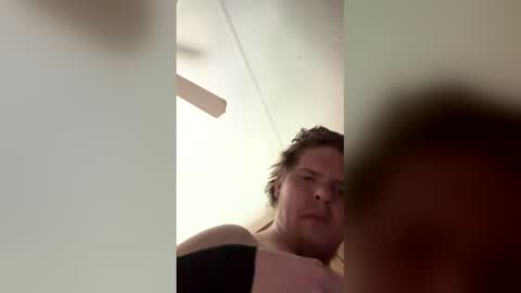 cowboy277228 online show from April 7, 9:59 pm