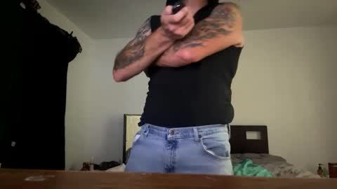 Snapshot of coxcummins7 chatting on October 6, 1:14 am coxcummins7 online show from October 6, 1:14 am