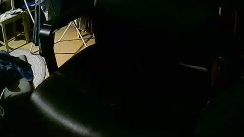 Snapshot of coyote017 chatting on September 15, 4:23 am coyote017 online show from September 15, 4:23 am