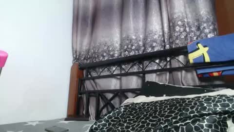 Erykah online show from September 17, 10:11 pm