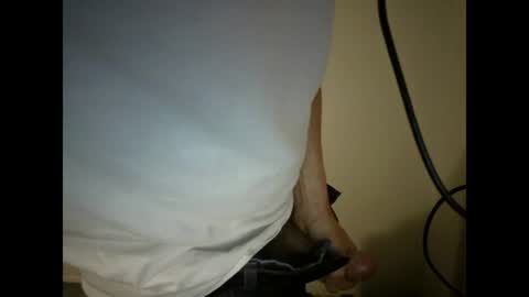 Snapshot of crafty333 chatting on June 25, 10:03 pm crafty333 online show from June 25, 10:03 pm