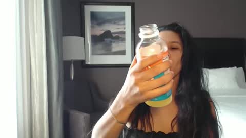 Snapshot of craven_d33 chatting on April 14, 11:55 pm craven_d33 online show from April 14, 11:55 pm