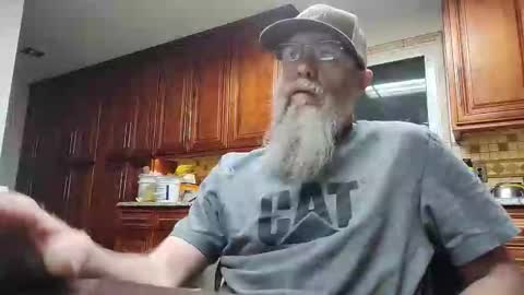 Snapshot of craven_moreass chatting on May 11, 10:21 am Dick Fitswell online show from May 11, 10:21 am