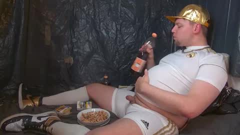 Snapshot of cravingboy chatting on October 24, 7:54 pm robin online show from October 24, 7:54 pm