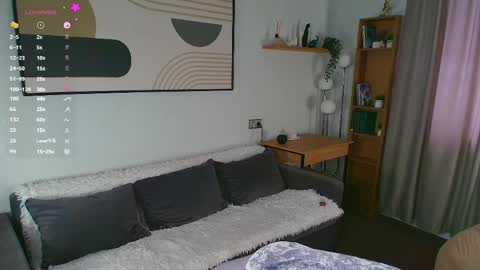 Emma online show from April 10, 8:30 am