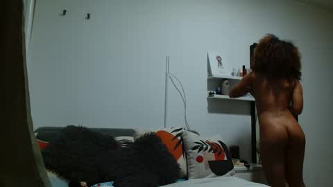 crazy sweetie online show from April 13, 1:27 pm