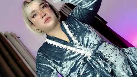 Hot Ayisha online show from March 30, 7:04 pm