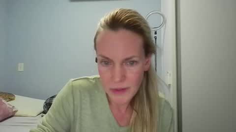 Anny online show from April 14, 12:27 am