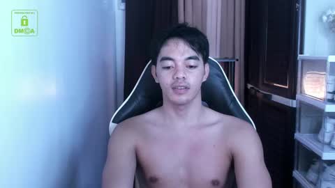 Snapshot of crazyasiancum chatting on December 3, 2:14 am Zion online show from December 3, 2:14 am