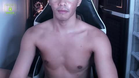 Snapshot of crazyasiancum chatting on February 11, 3:08 pm Zion online show from February 11, 3:08 pm