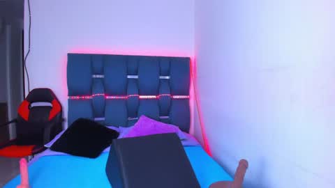 crazybaby_squirt online show from June 21, 3:20 am