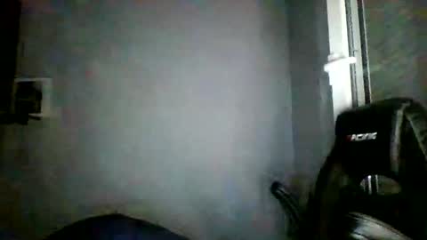 crazyboy44412345 online show from May 31, 10:22 pm