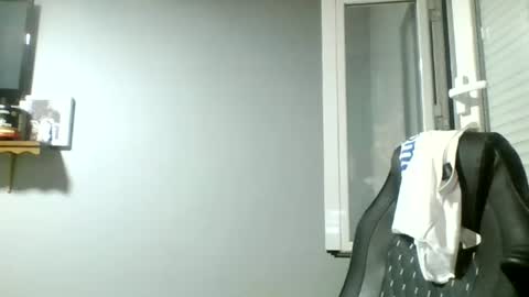 crazyboy44412345 online show from July 5, 9:55 pm