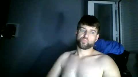 crazyboy44412345 online show from July 8, 10:25 pm