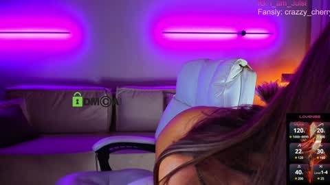 crazzy cherry online show from January 2, 1:19 pm