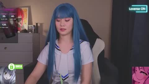 Snapshot of creammeow chatting on March 10, 4:28 am Alina online show from March 10, 4:28 am