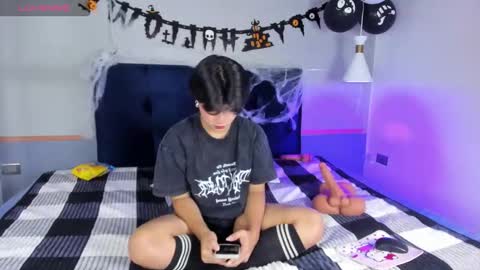 creamy_angelo online show from October 18, 9:37 pm