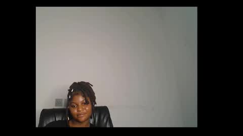 Snapshot of creamy_juicypussy chatting on March 10, 12:37 pm Lady jasmine online show from March 10, 12:37 pm